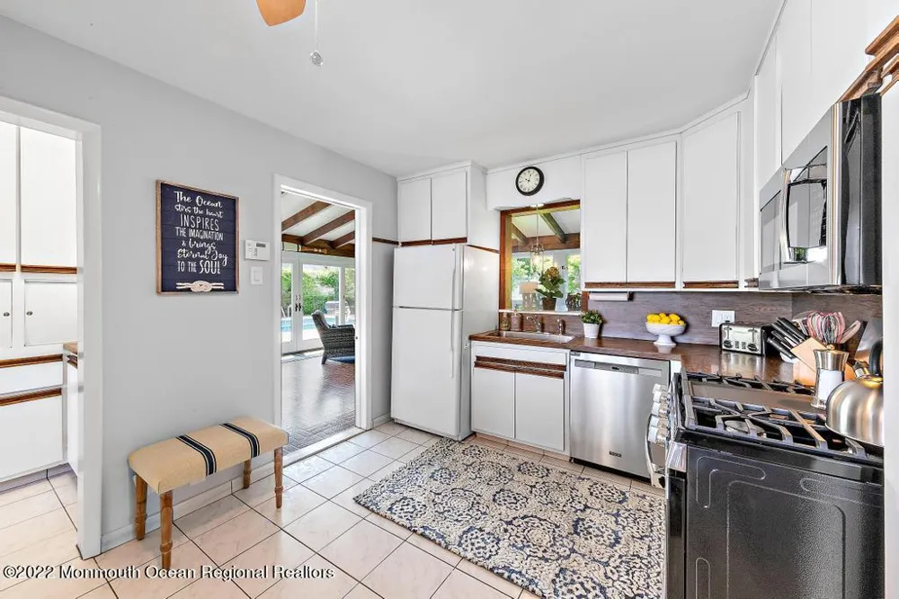 27 Shrewsbury Drive Monmouth Beach, NJ 07750