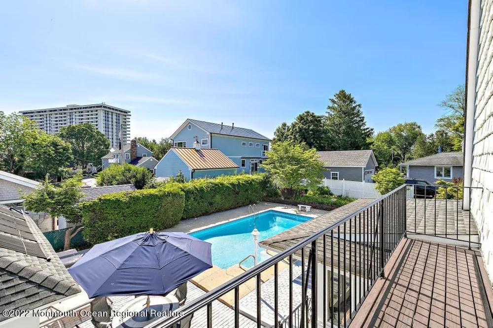 27 Shrewsbury Drive Monmouth Beach, NJ 07750
