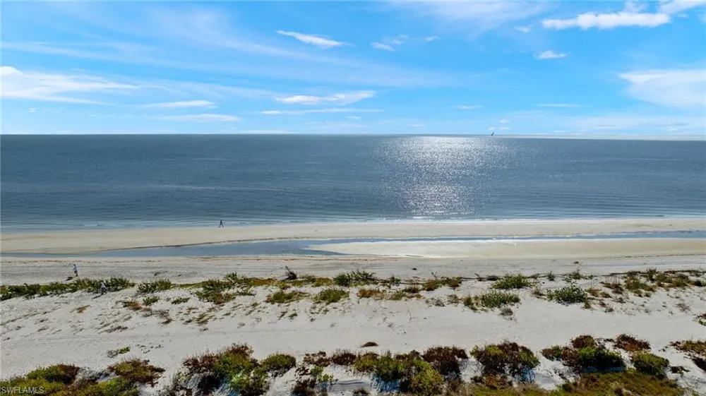 466 E Gulf Drive Sanibel, FL 33957