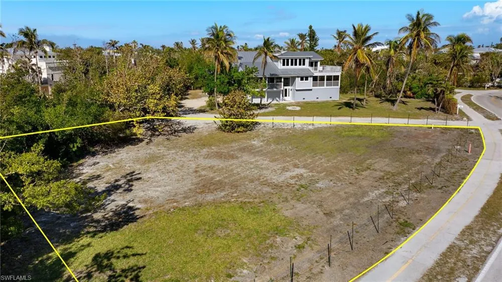 466 E Gulf Drive Sanibel, FL 33957