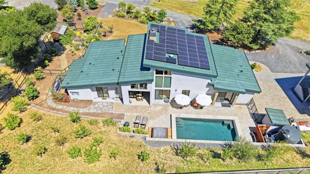 5363 Wilshire Drive Santa Rosa, CA 95404