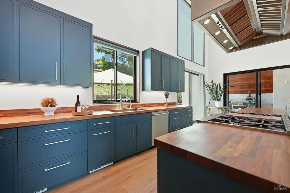 5363 Wilshire Drive Santa Rosa, CA 95404