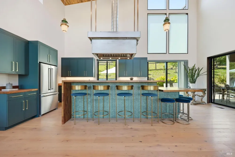 5363 Wilshire Drive Santa Rosa, CA 95404