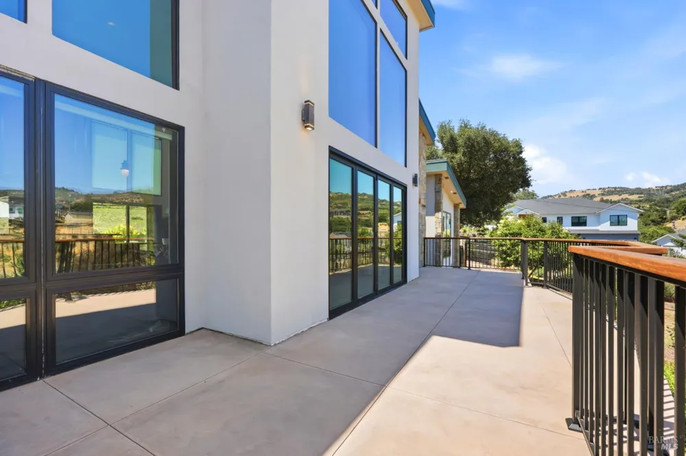 5363 Wilshire Drive Santa Rosa, CA 95404