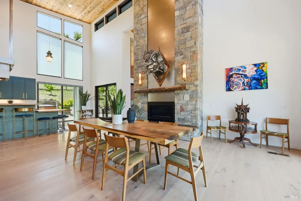 5363 Wilshire Drive Santa Rosa, CA 95404