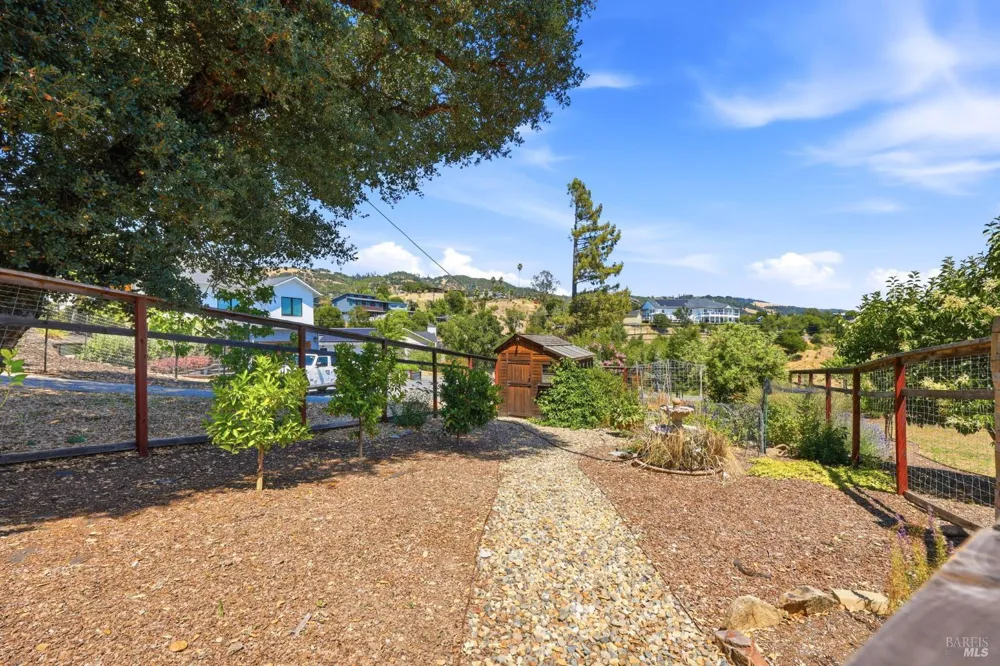 5363 Wilshire Drive Santa Rosa, CA 95404