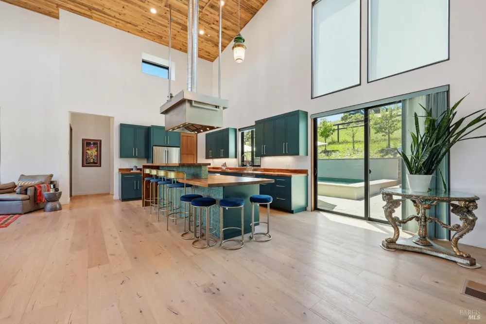 5363 Wilshire Drive Santa Rosa, CA 95404