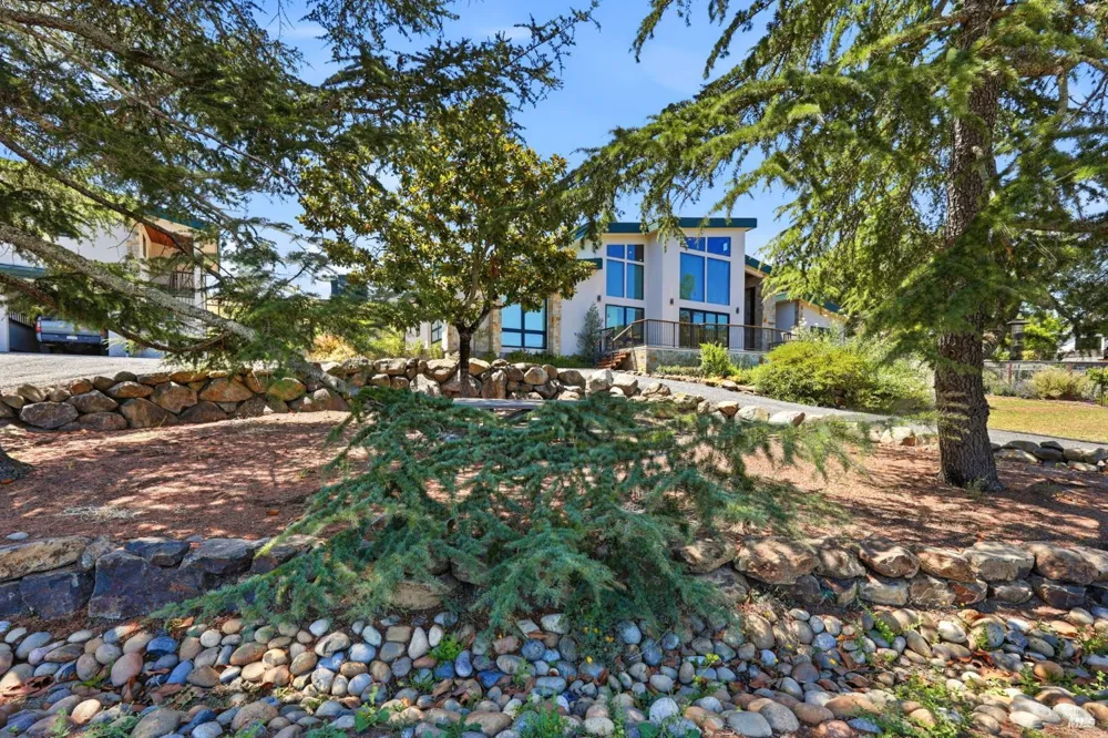 5363 Wilshire Drive Santa Rosa, CA 95404