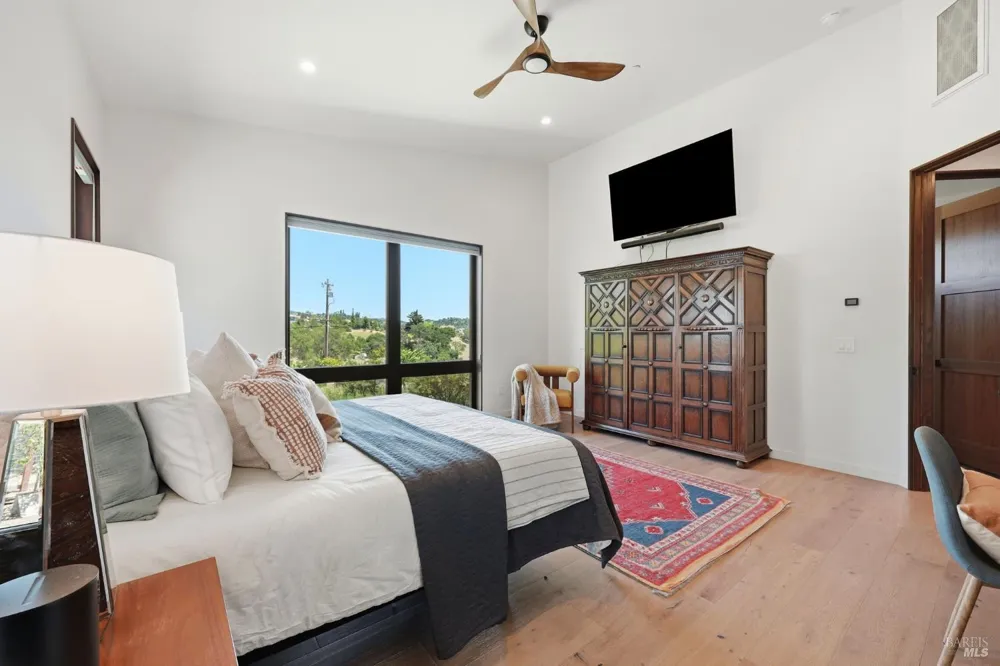 5363 Wilshire Drive Santa Rosa, CA 95404