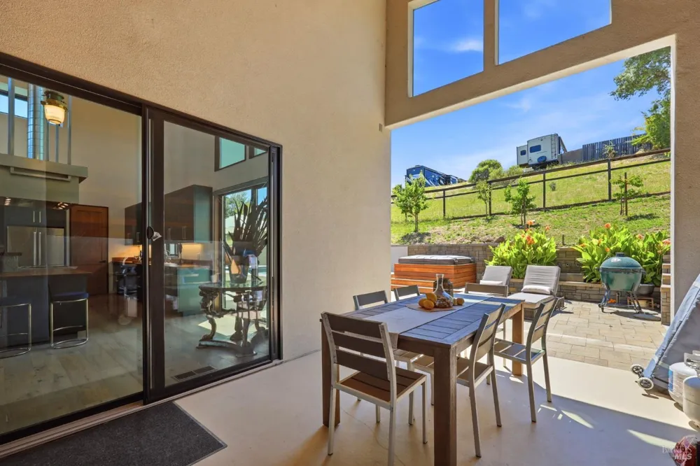 5363 Wilshire Drive Santa Rosa, CA 95404