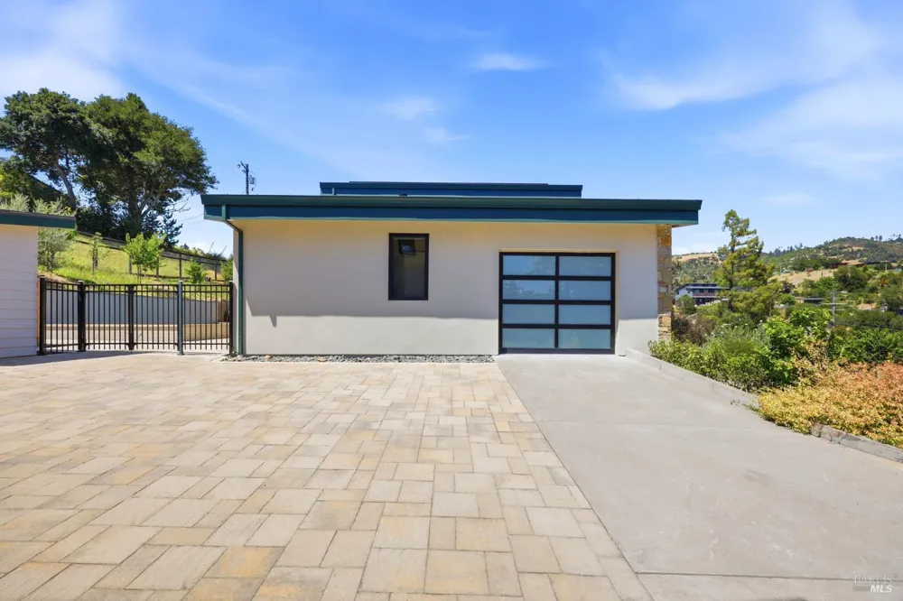 5363 Wilshire Drive Santa Rosa, CA 95404