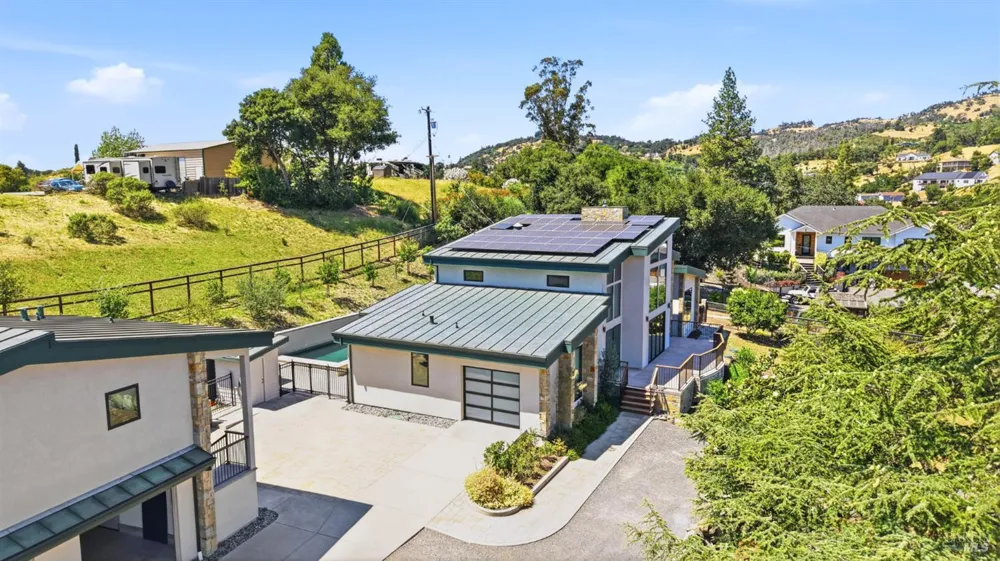 5363 Wilshire Drive Santa Rosa, CA 95404