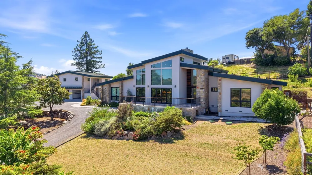 5363 Wilshire Drive Santa Rosa, CA 95404