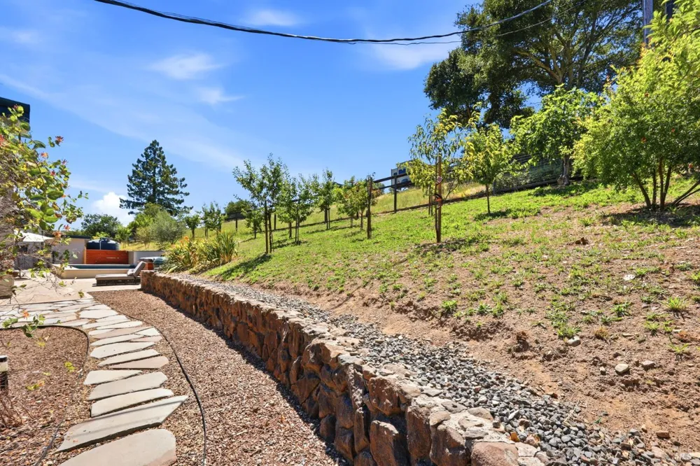 5363 Wilshire Drive Santa Rosa, CA 95404