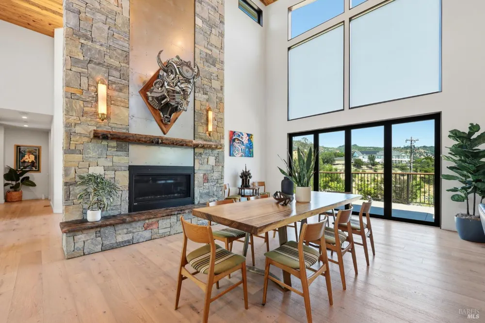 5363 Wilshire Drive Santa Rosa, CA 95404