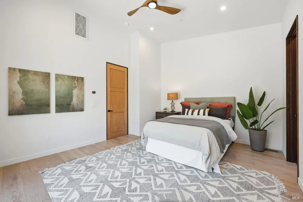 5363 Wilshire Drive Santa Rosa, CA 95404