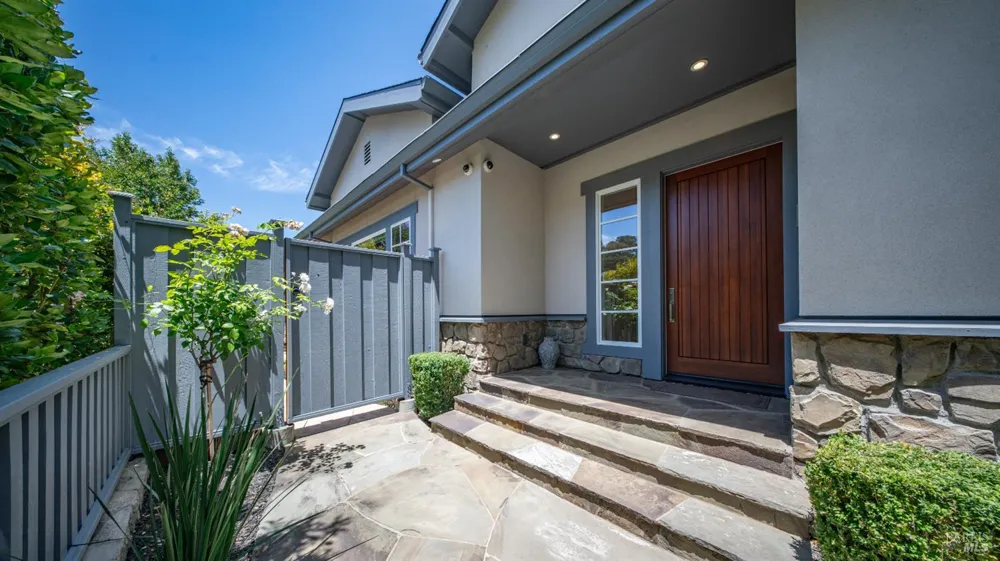21 Eye Street San Rafael, CA 94901