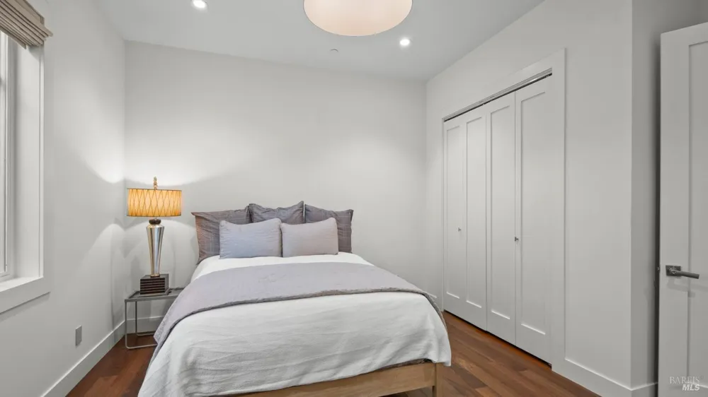 21 Eye Street San Rafael, CA 94901