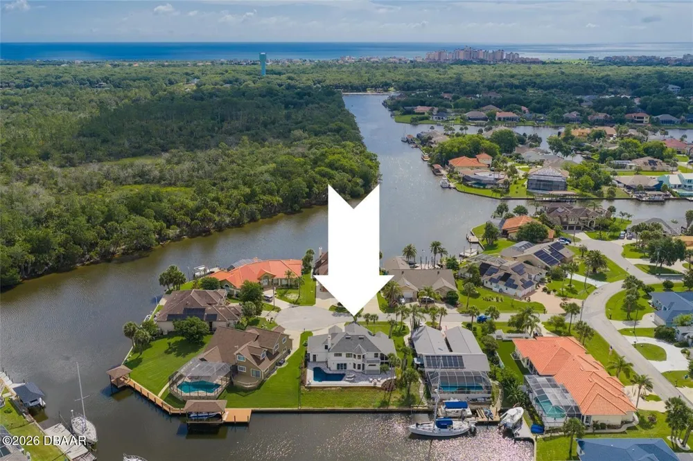 7 Chinook Court Palm Coast, FL 32137