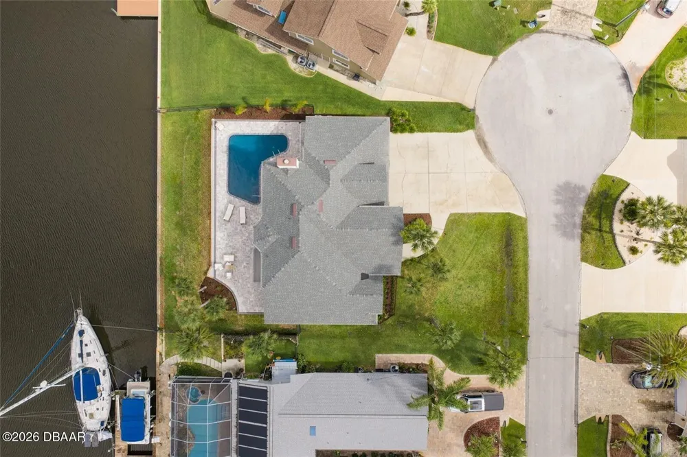 7 Chinook Court Palm Coast, FL 32137