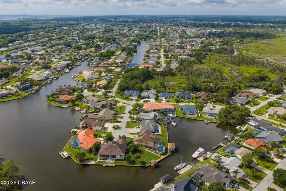 7 Chinook Court Palm Coast, FL 32137