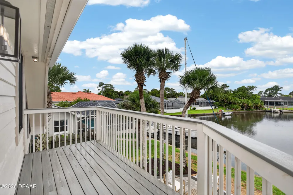 7 Chinook Court Palm Coast, FL 32137