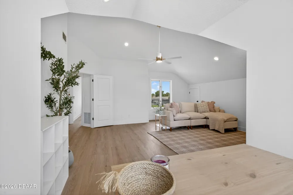 7 Chinook Court Palm Coast, FL 32137