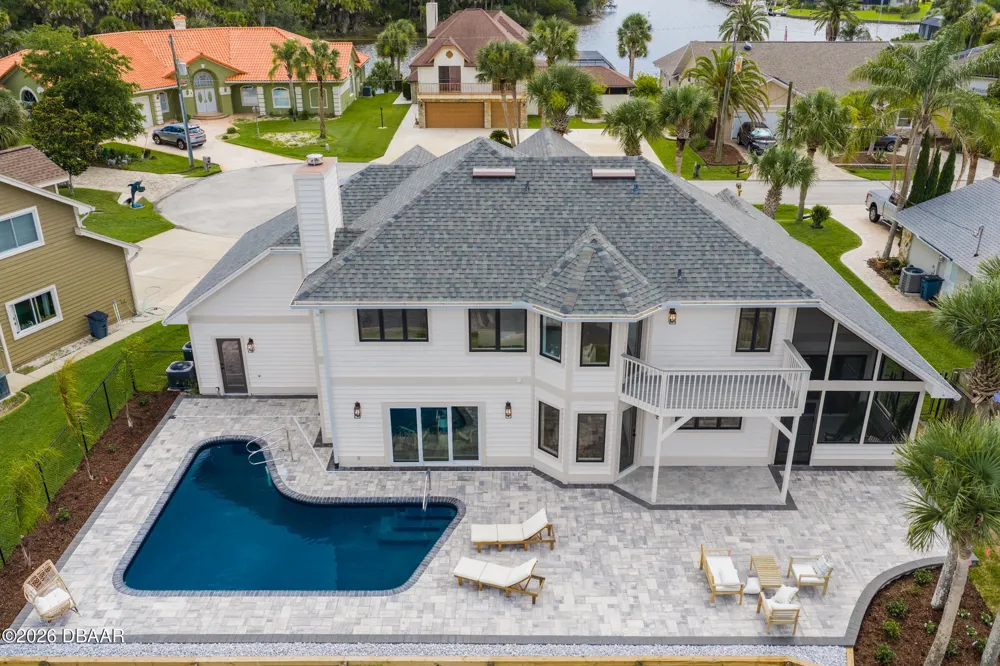 7 Chinook Court Palm Coast, FL 32137