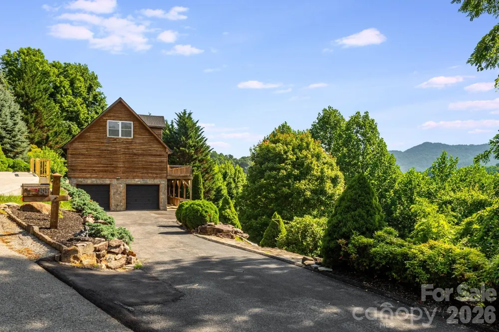 88 Mayflower Court Waynesville, NC 28785
