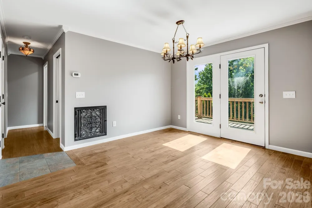 88 Mayflower Court Waynesville, NC 28785