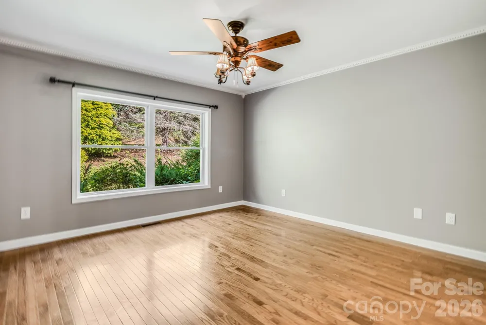 88 Mayflower Court Waynesville, NC 28785
