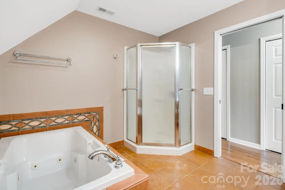 88 Mayflower Court Waynesville, NC 28785