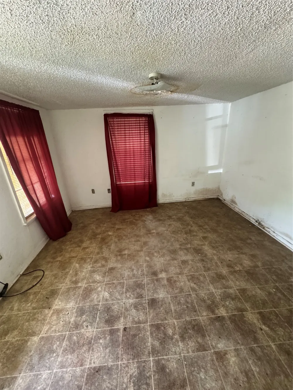 2306 Frank Street Marshall, TX 75670