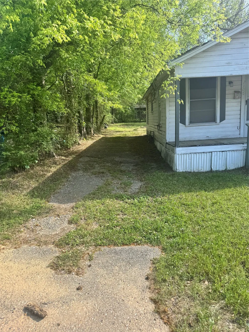 2306 Frank Street Marshall, TX 75670