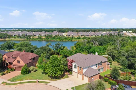 2703 Pottery Trail