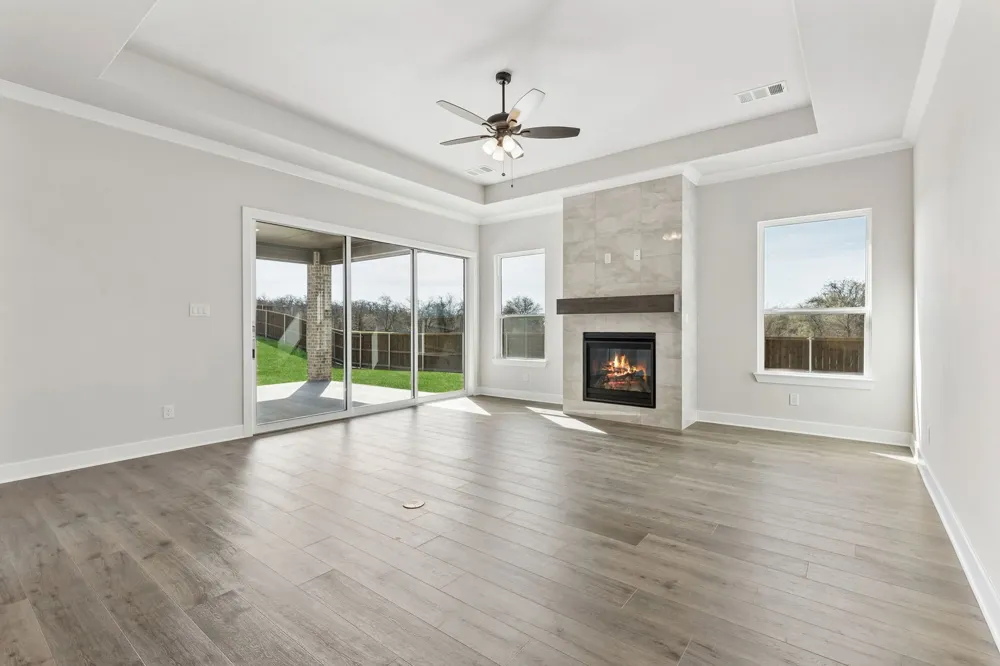 208 Bristol Lane Azle, TX 76020