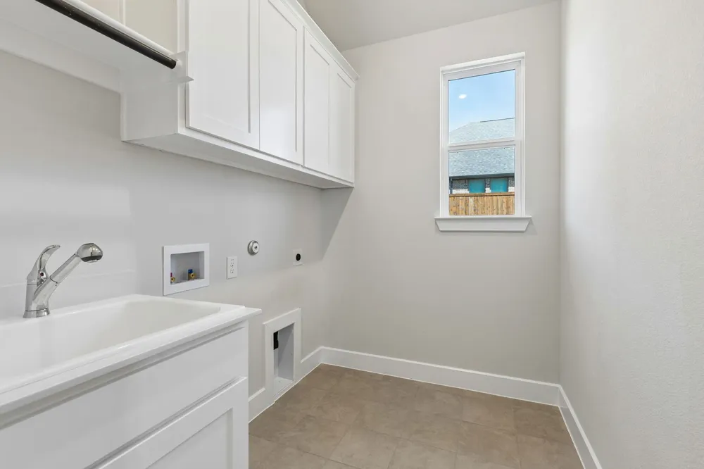 208 Bristol Lane Azle, TX 76020