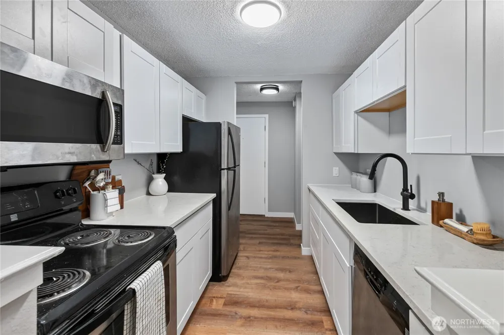 12631 NE 9th Place #C103 Bellevue, WA 98005