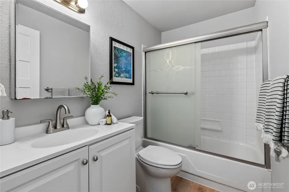 12631 NE 9th Place #C103 Bellevue, WA 98005