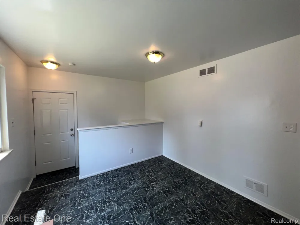 25563 Baker Taylor City, MI 48180
