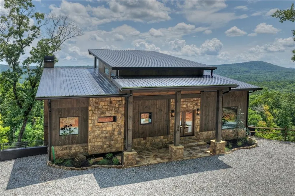 25 Boundless Trail Morganton, GA 30560
