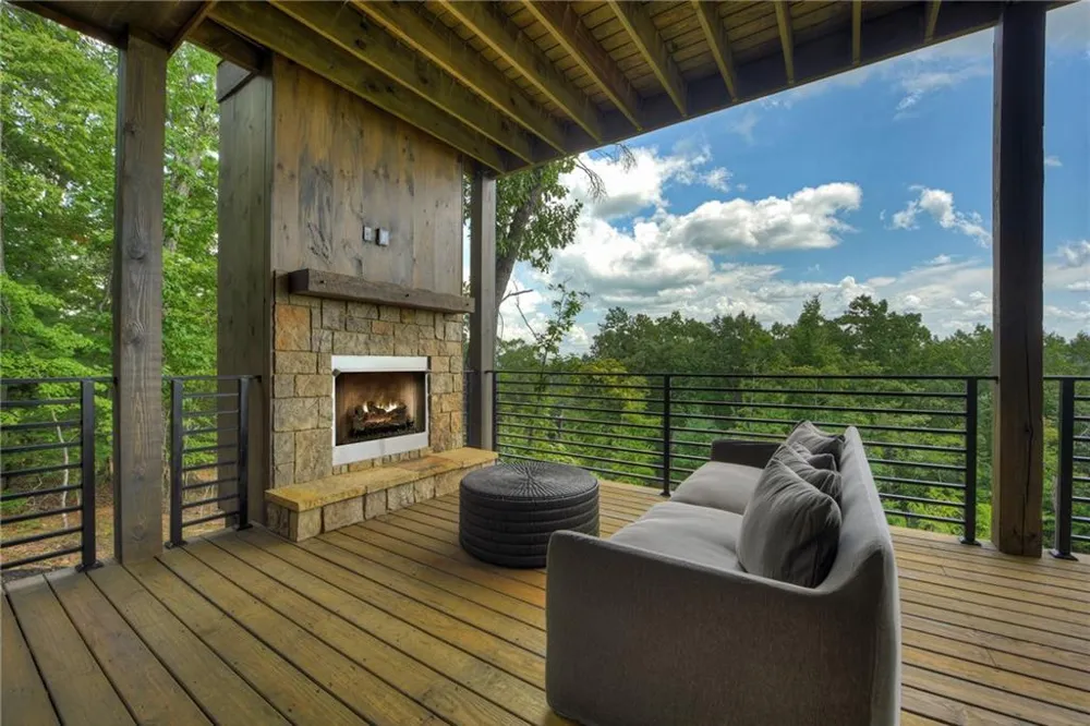 25 Boundless Trail Morganton, GA 30560