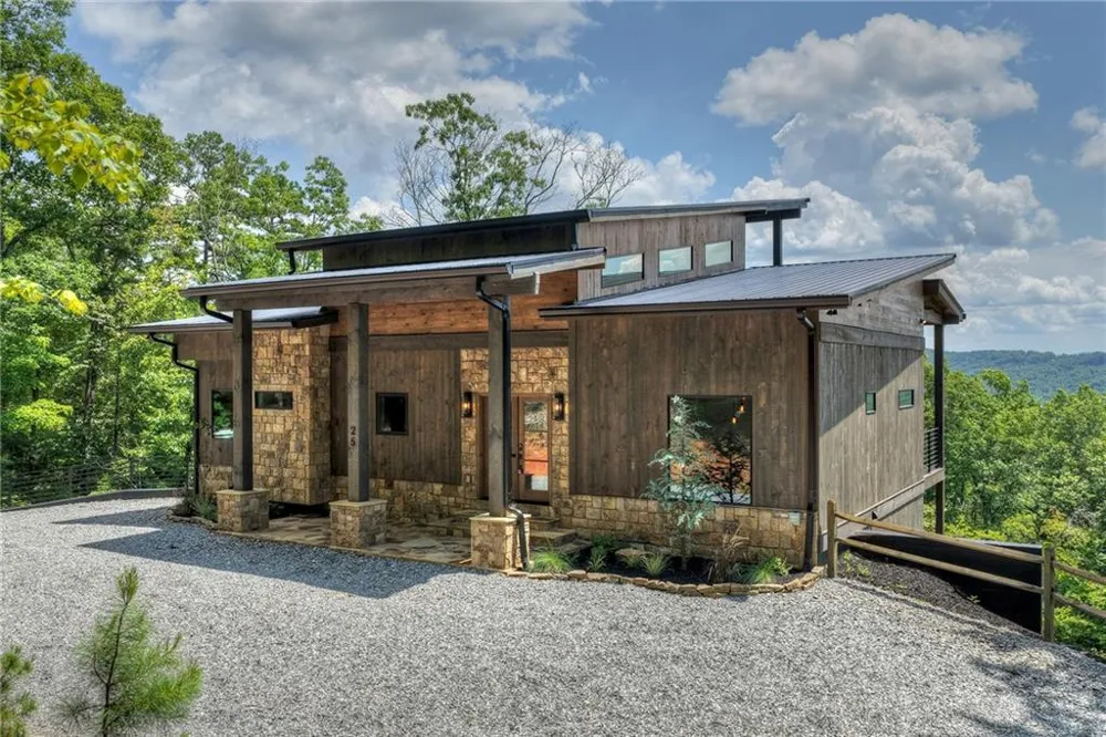 25 Boundless Trail Morganton, GA 30560