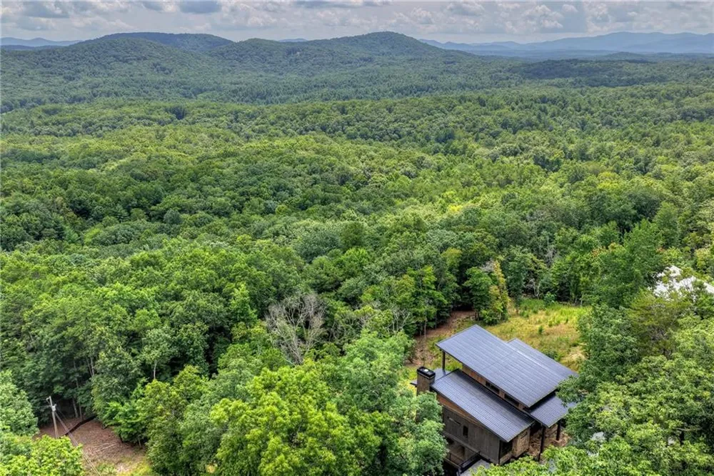 25 Boundless Trail Morganton, GA 30560