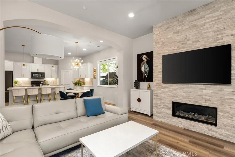 2783 Via Roma Chico, CA 95928