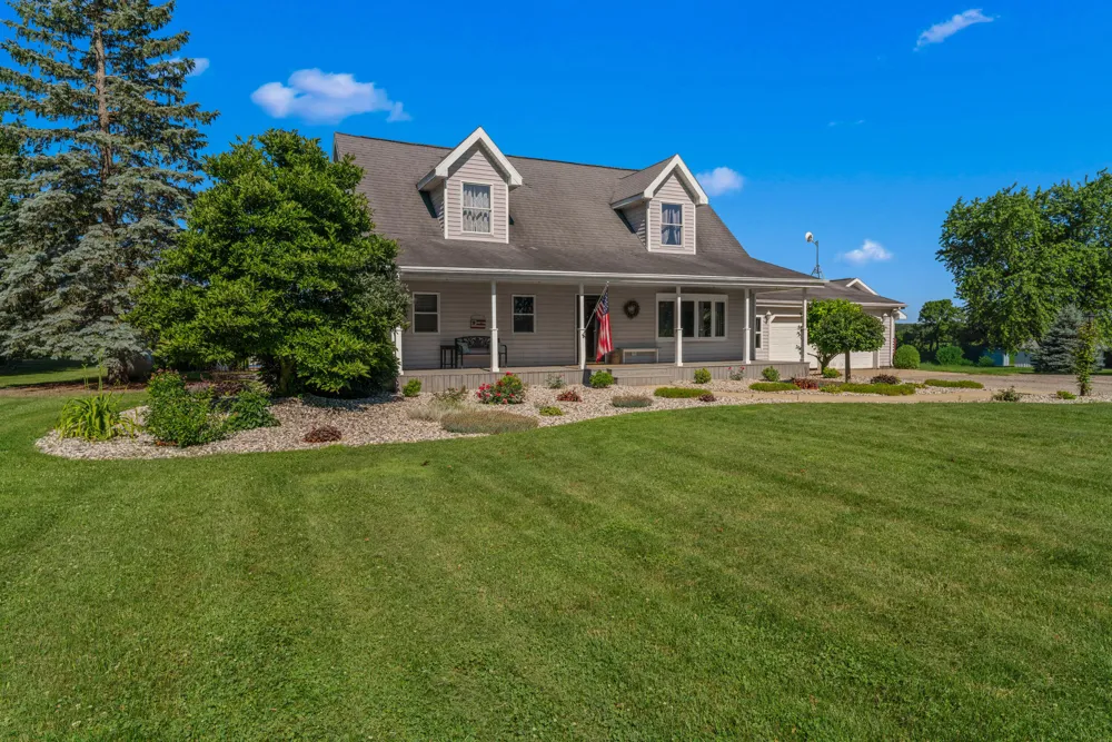 5160 Barker Road Jonesville, MI 49250