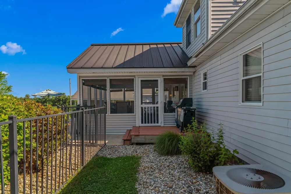 5160 Barker Road Jonesville, MI 49250