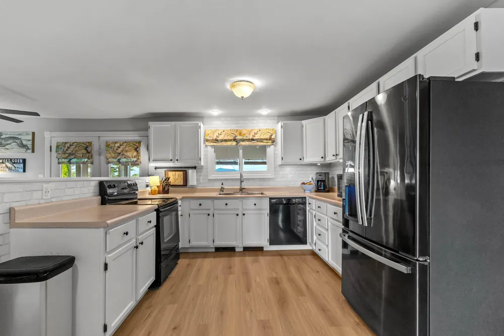 5160 Barker Road Jonesville, MI 49250