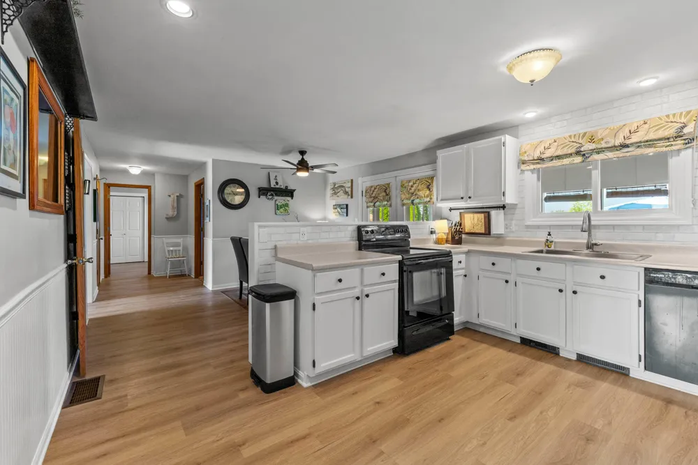 5160 Barker Road Jonesville, MI 49250