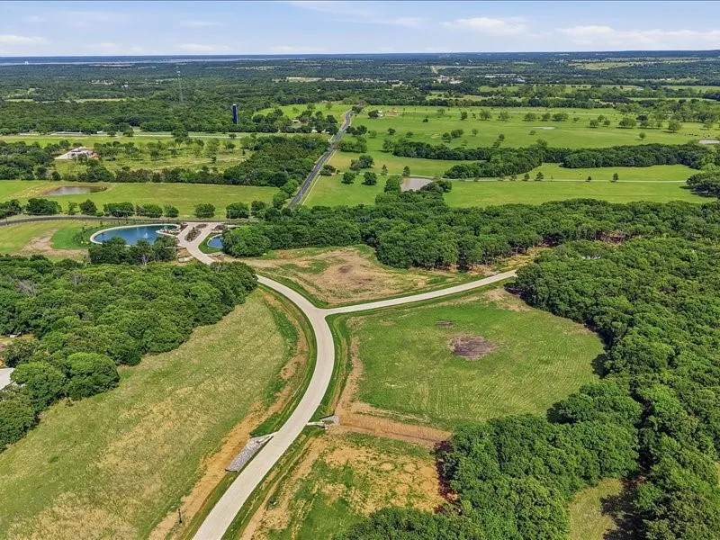 444 White Tail Way Pottsboro, TX 75076